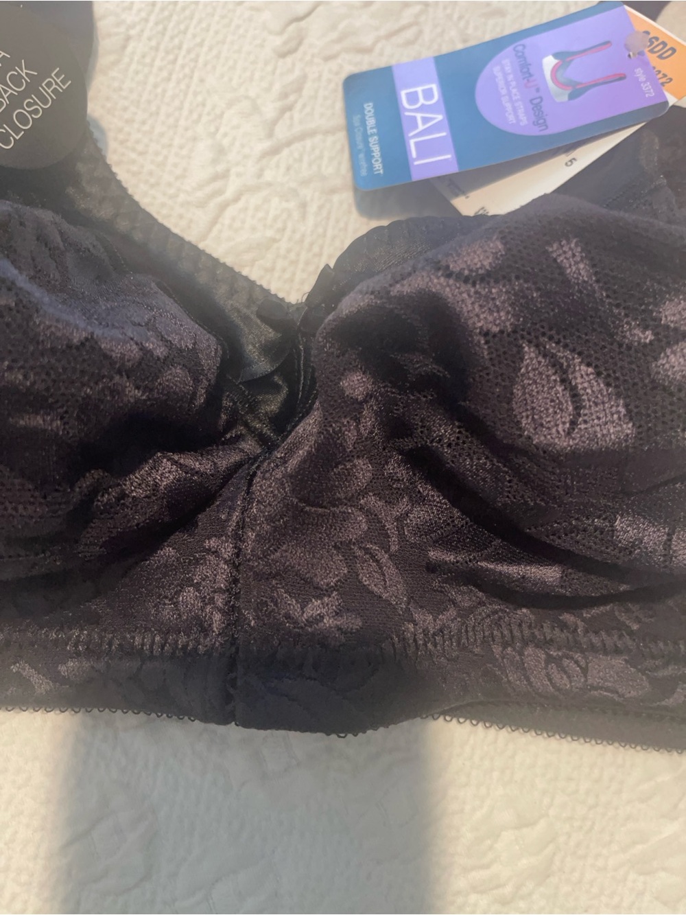 Bali Black Floral Satin Bra 36DD no wires or pads. Adjustable straps